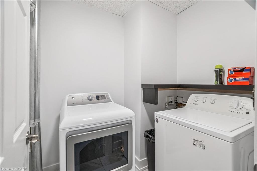 183 Market Street Property Photo 6