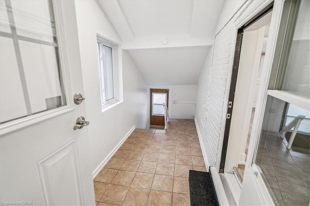 183 Market Street Property Photo 28