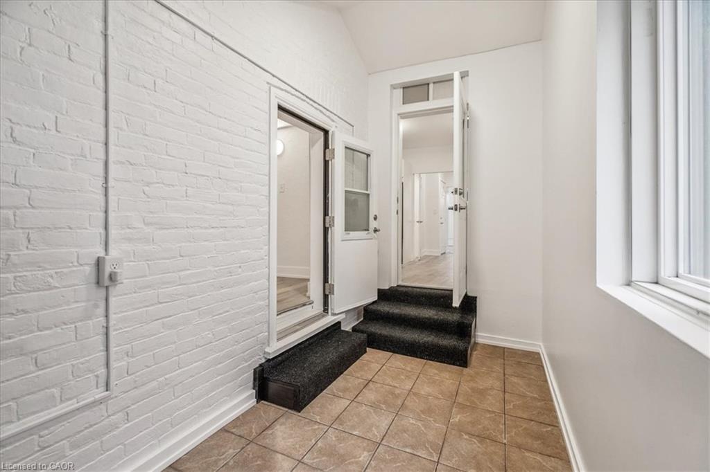 183 Market Street Property Photo 29