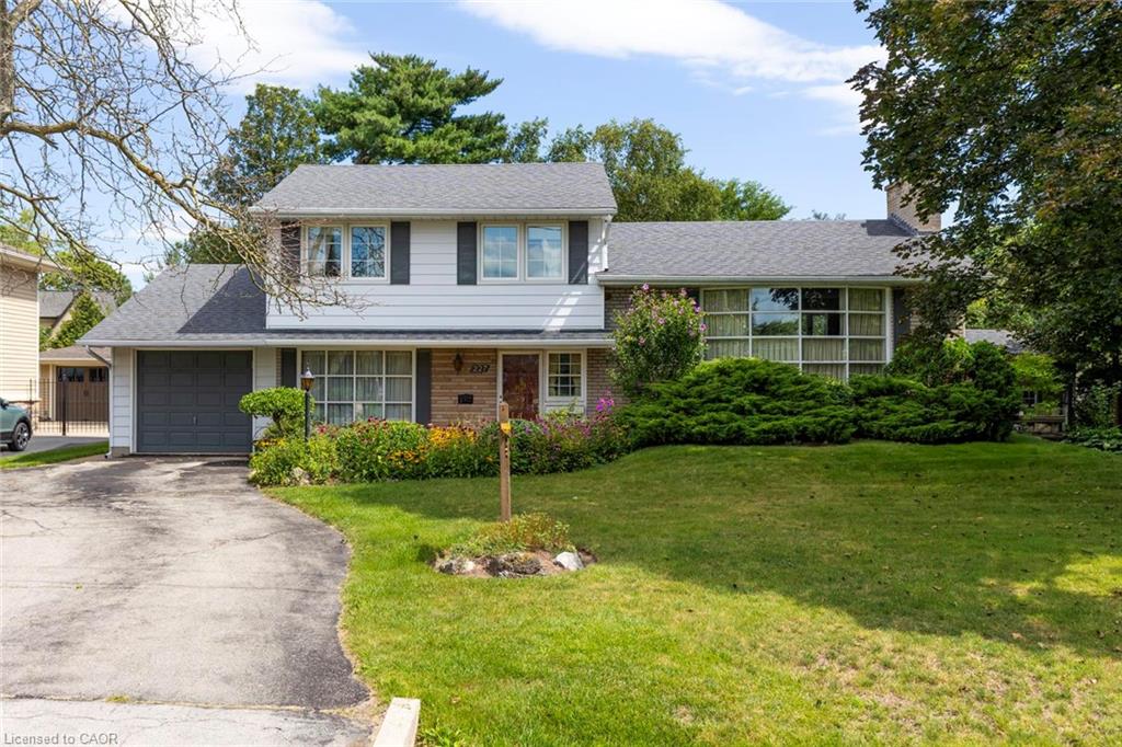 227 Sandwell Drive Property Photo 1