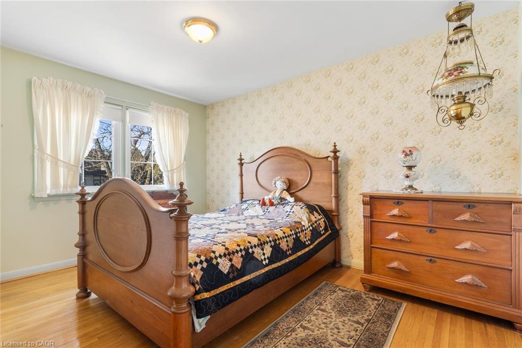 227 Sandwell Drive Property Photo 32