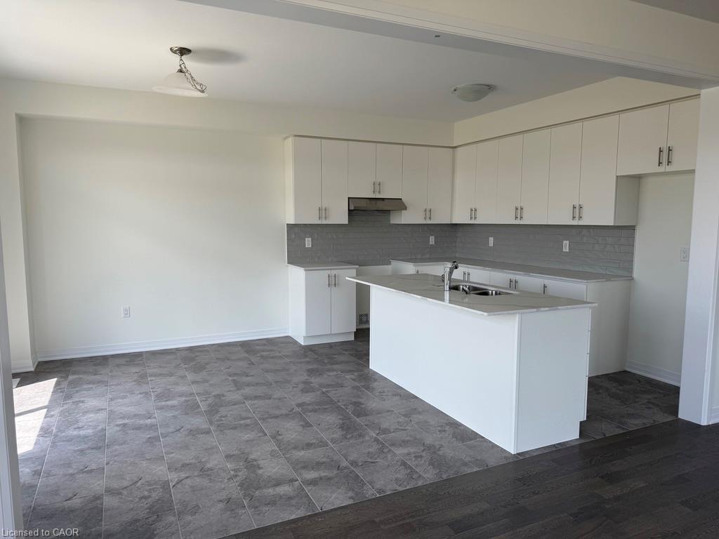 40 Turnbull Drive Property Photo 7