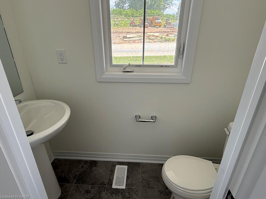 40 Turnbull Drive Property Photo 9