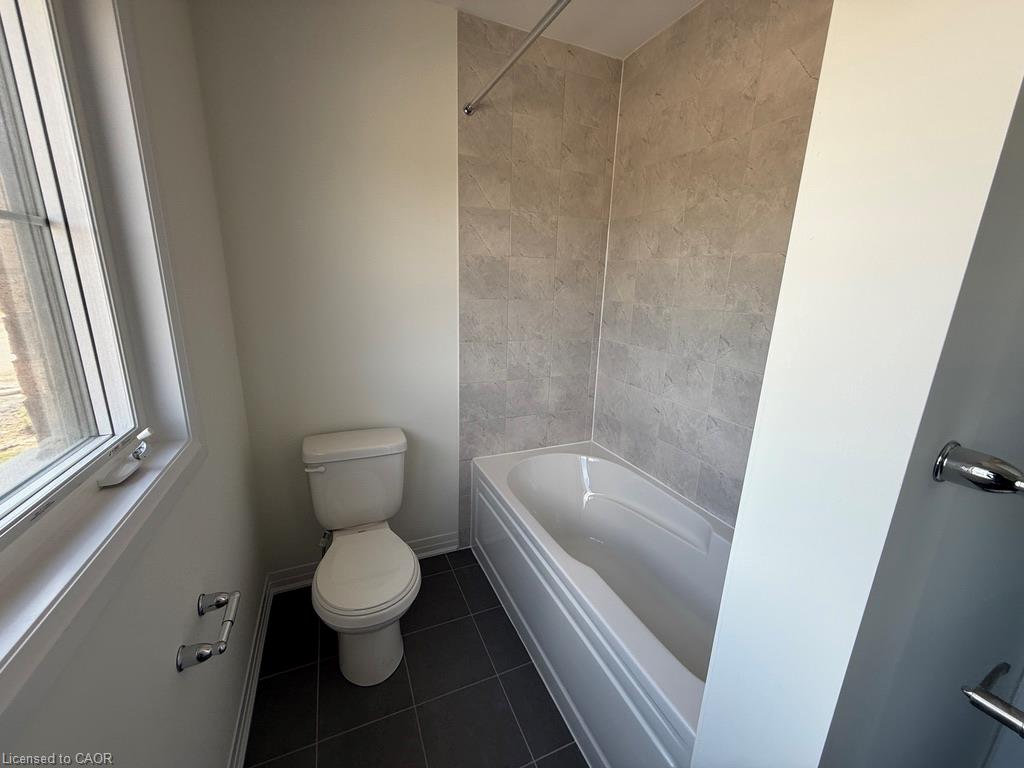 40 Turnbull Drive Property Photo 14
