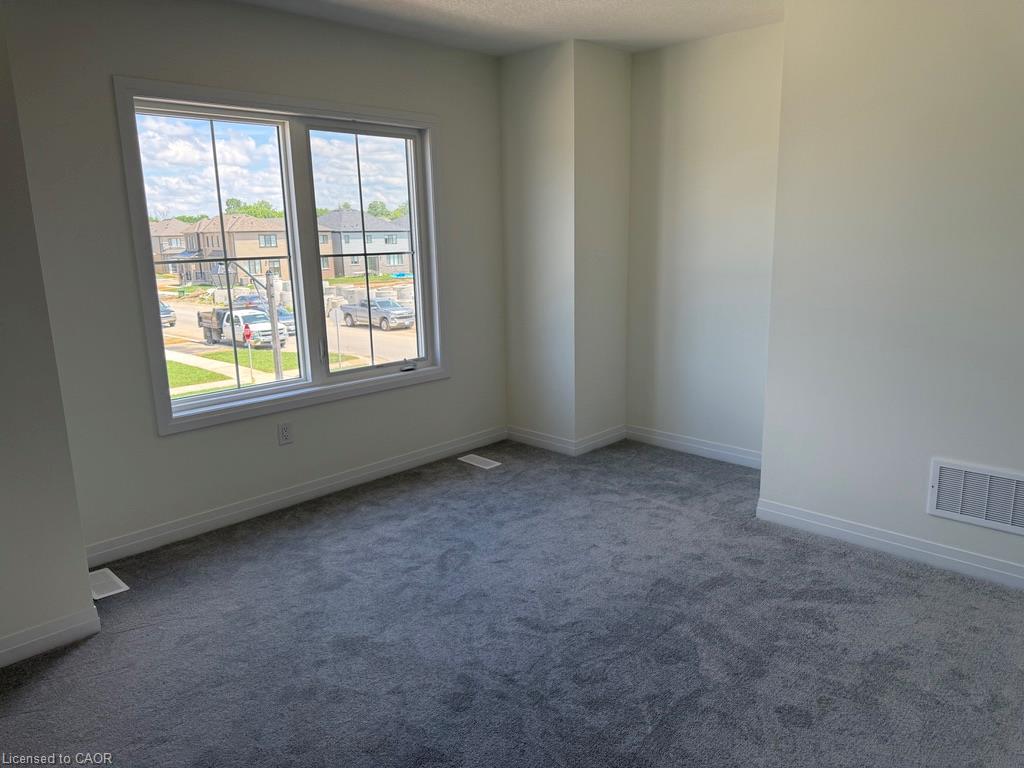 40 Turnbull Drive Property Photo 16