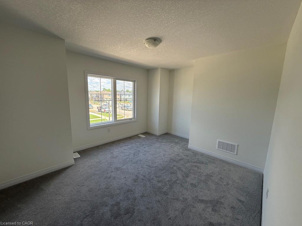 40 Turnbull Drive Property Photo 17