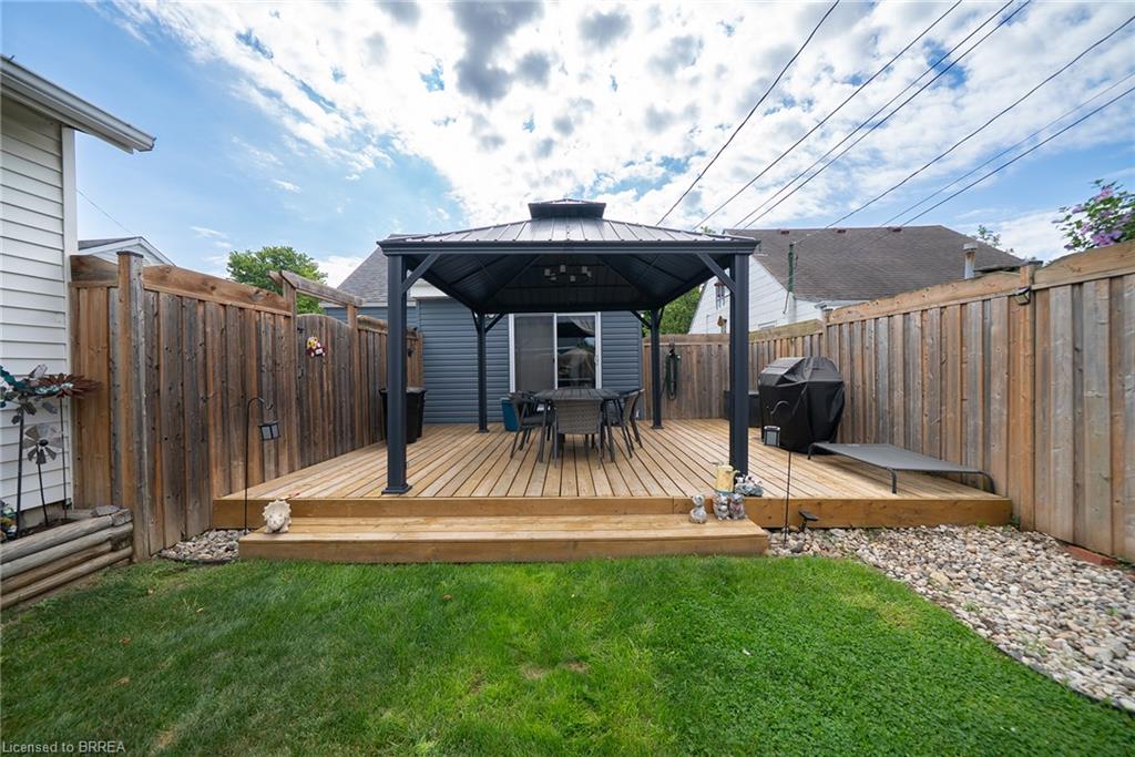 77 Eighth Avenue Property Photo 21