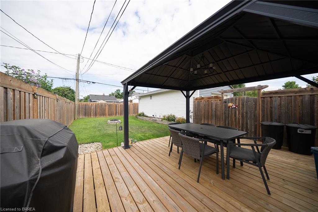77 Eighth Avenue Property Photo 22