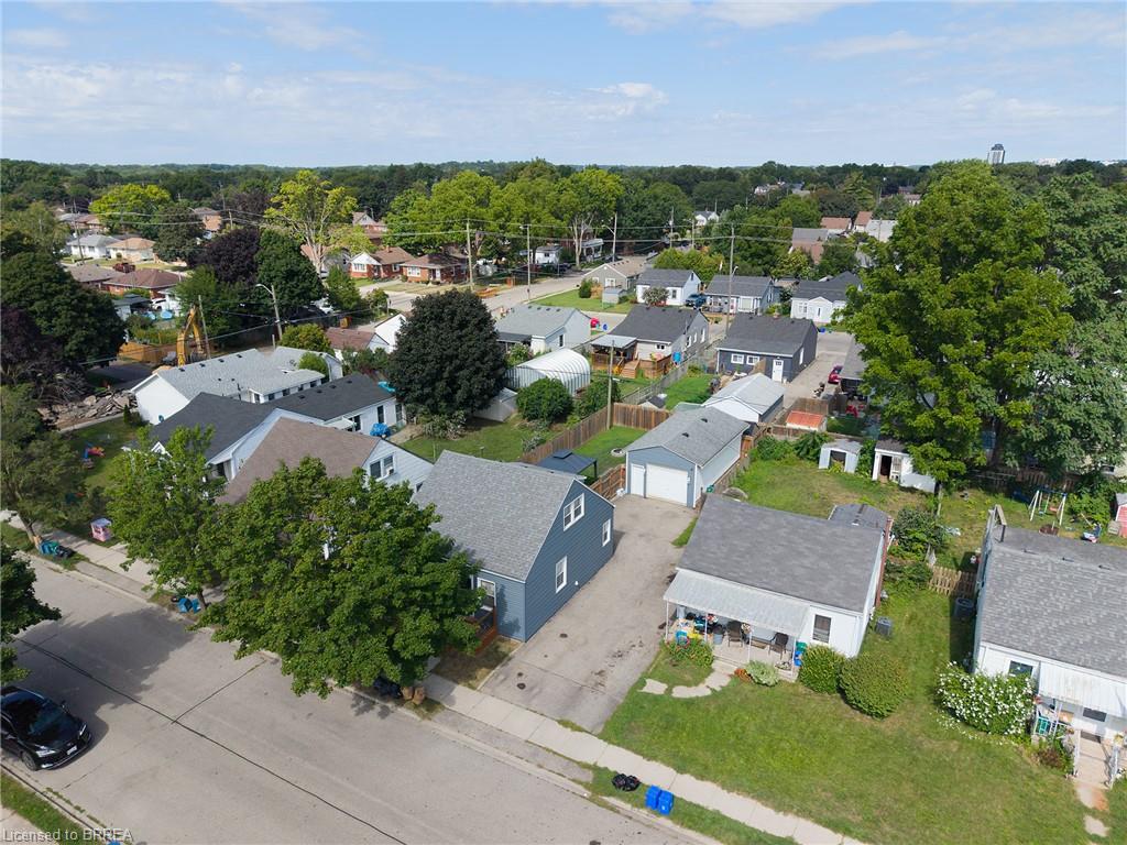 77 Eighth Avenue Property Photo 27