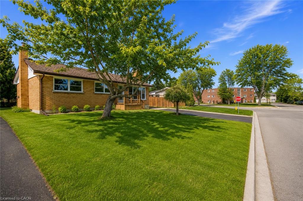 185 Burlington Street Property Photo 2