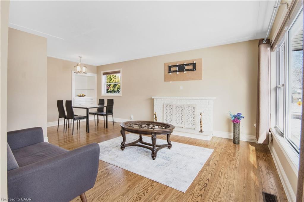 185 Burlington Street Property Photo 4