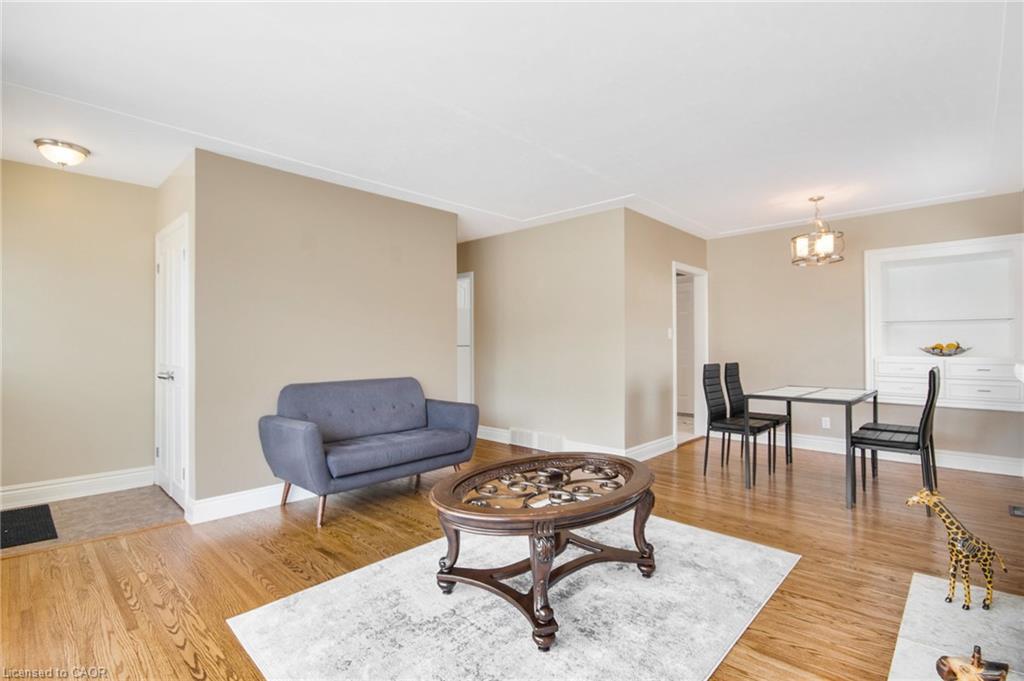 185 Burlington Street Property Photo 5
