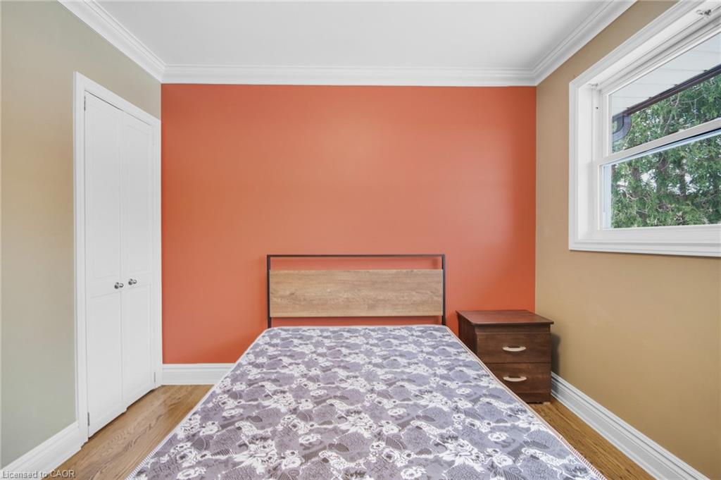 185 Burlington Street Property Photo 12