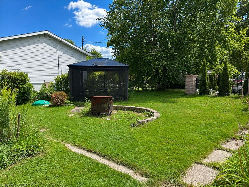 580 Forest Hill Drive Property Photo 12