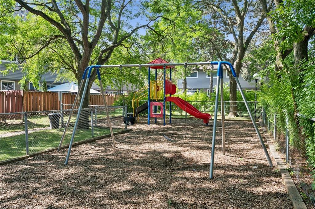 53-46 Cedarwoods Crescent Property Photo 40