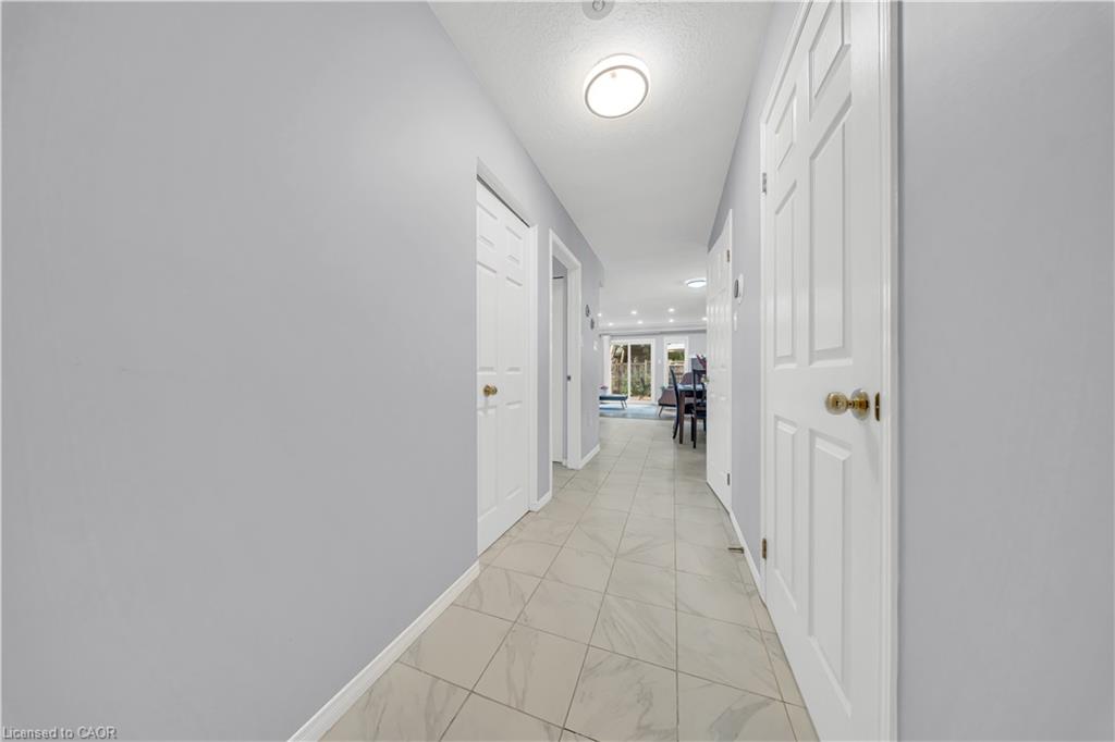 425 Speckled Alder Street Property Photo 6