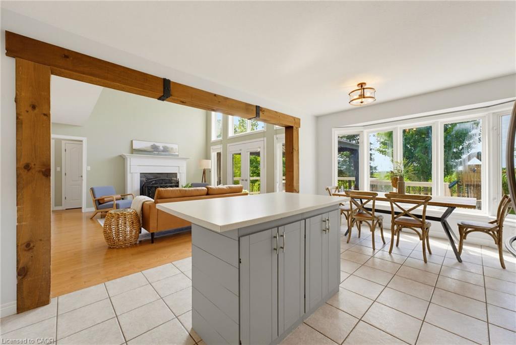 2 Glen Morris Road E Property Photo 16