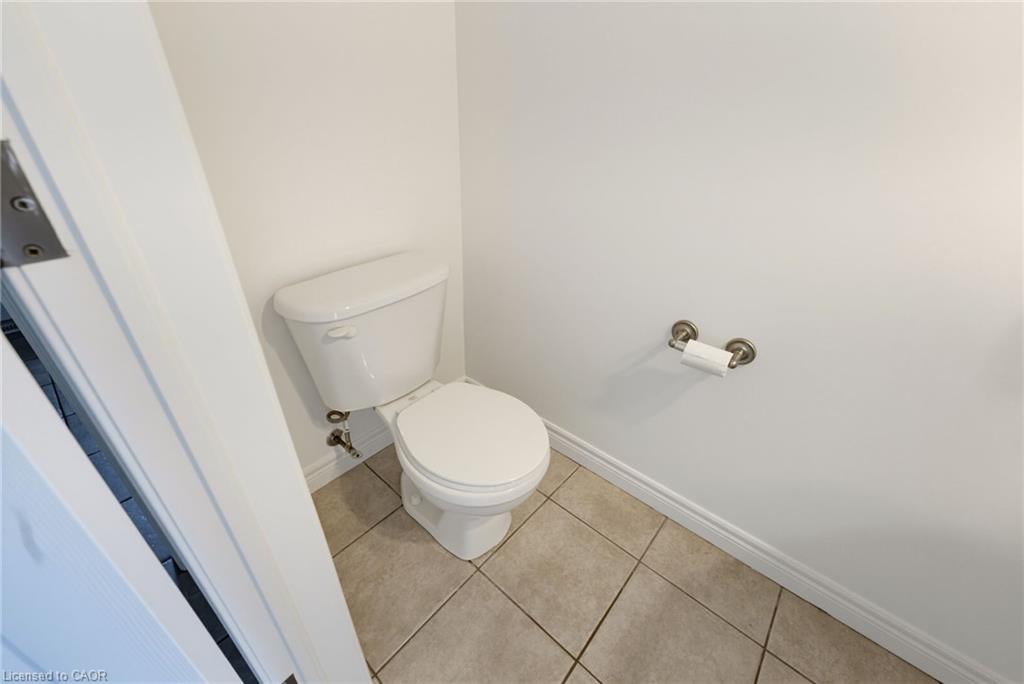 2 Glen Morris Road E Property Photo 20