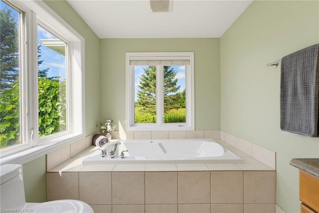2 Glen Morris Road E Property Photo 28
