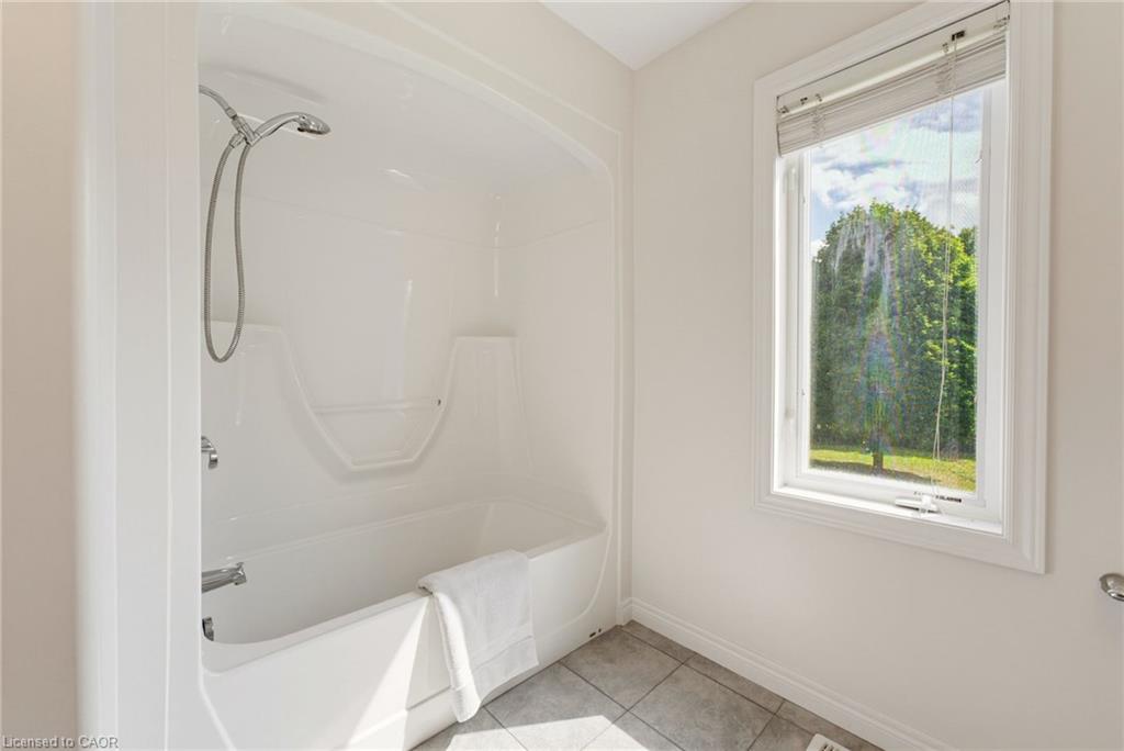 2 Glen Morris Road E Property Photo 36