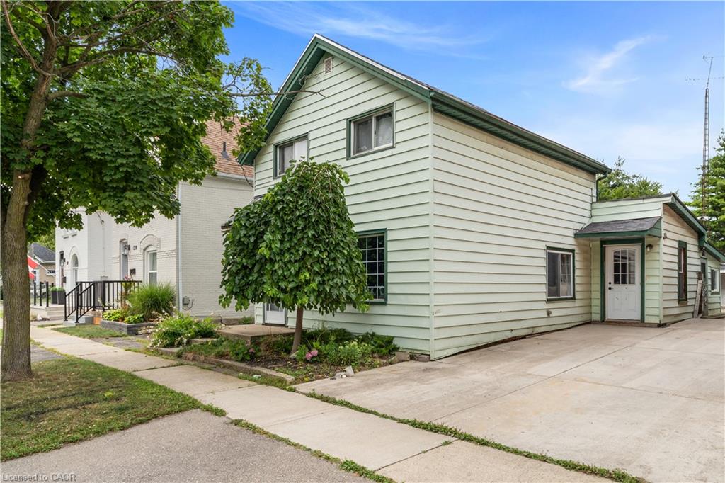 126 Cayuga Street Property Photo 10