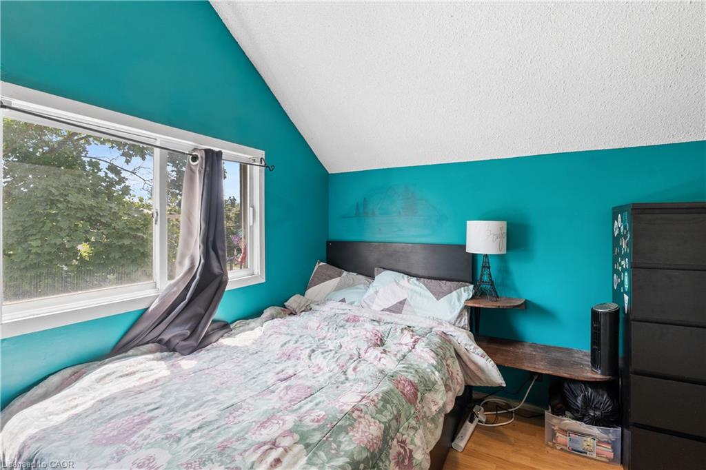 126 Cayuga Street Property Photo 37