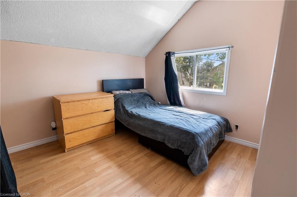 126 Cayuga Street Property Photo 40