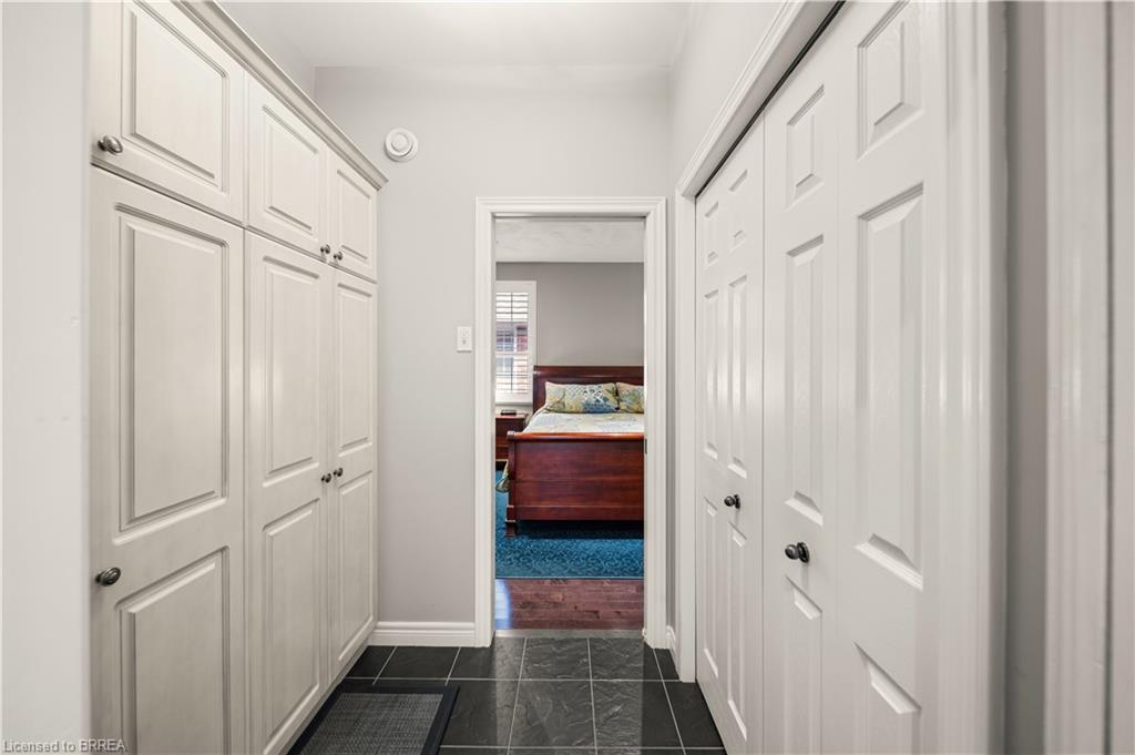 26-115 Glenwood Drive Property Photo 14