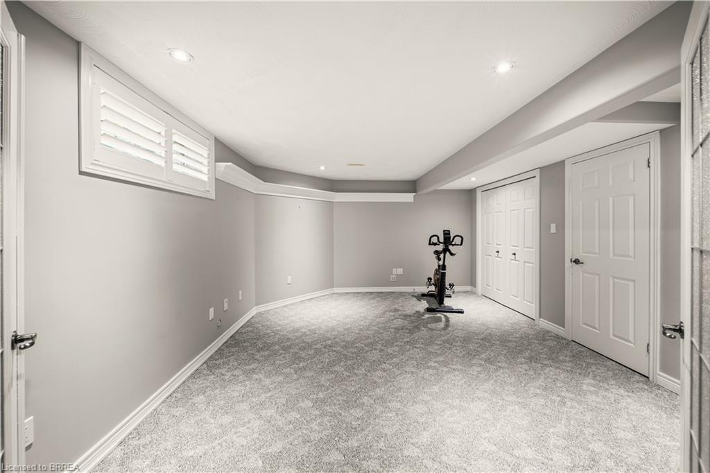 26-115 Glenwood Drive Property Photo 27