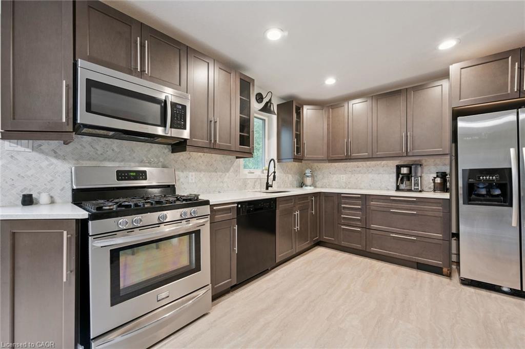 27 Dawson Drive Property Photo 7
