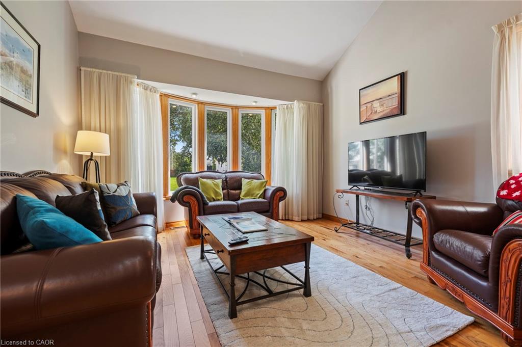 6 Howey Avenue Property Photo 10