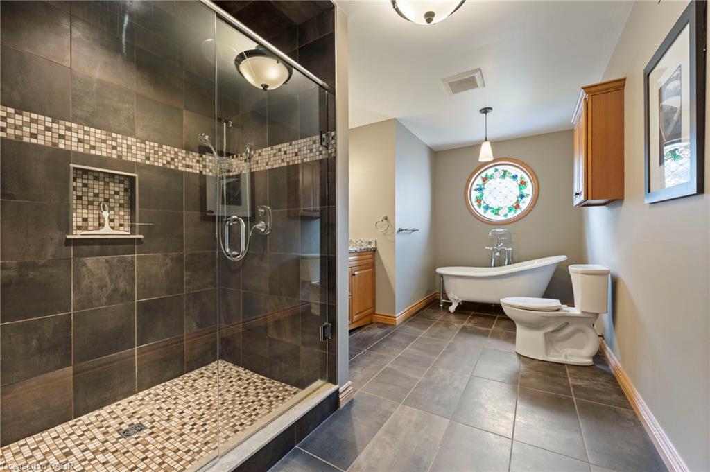 6 Howey Avenue Property Photo 18