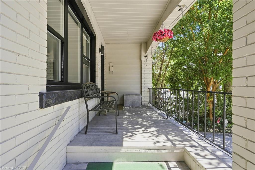 463 Dunsmure Road Property Photo 3