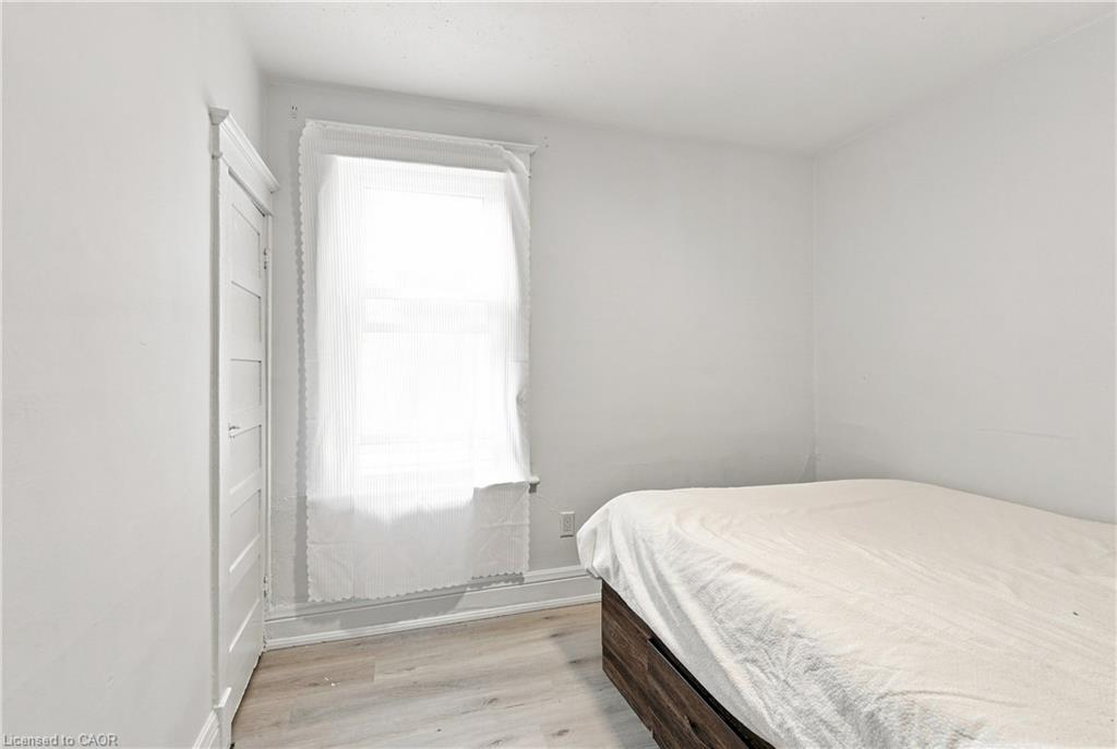 463 Dunsmure Road Property Photo 16
