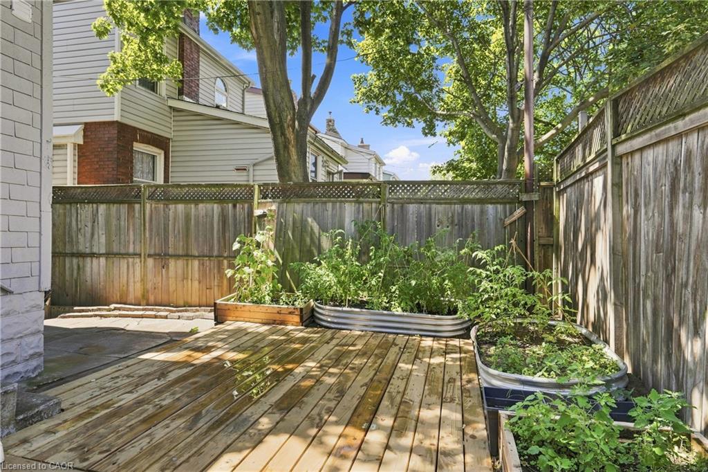 463 Dunsmure Road Property Photo 20