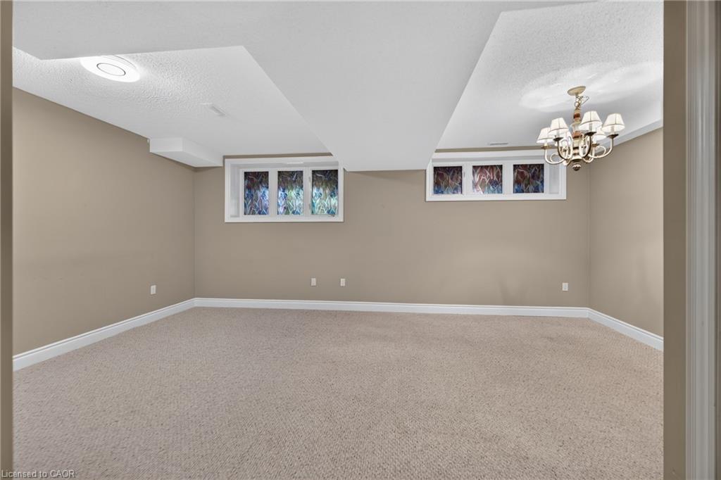 8-31 Sunvale Place Property Photo 31
