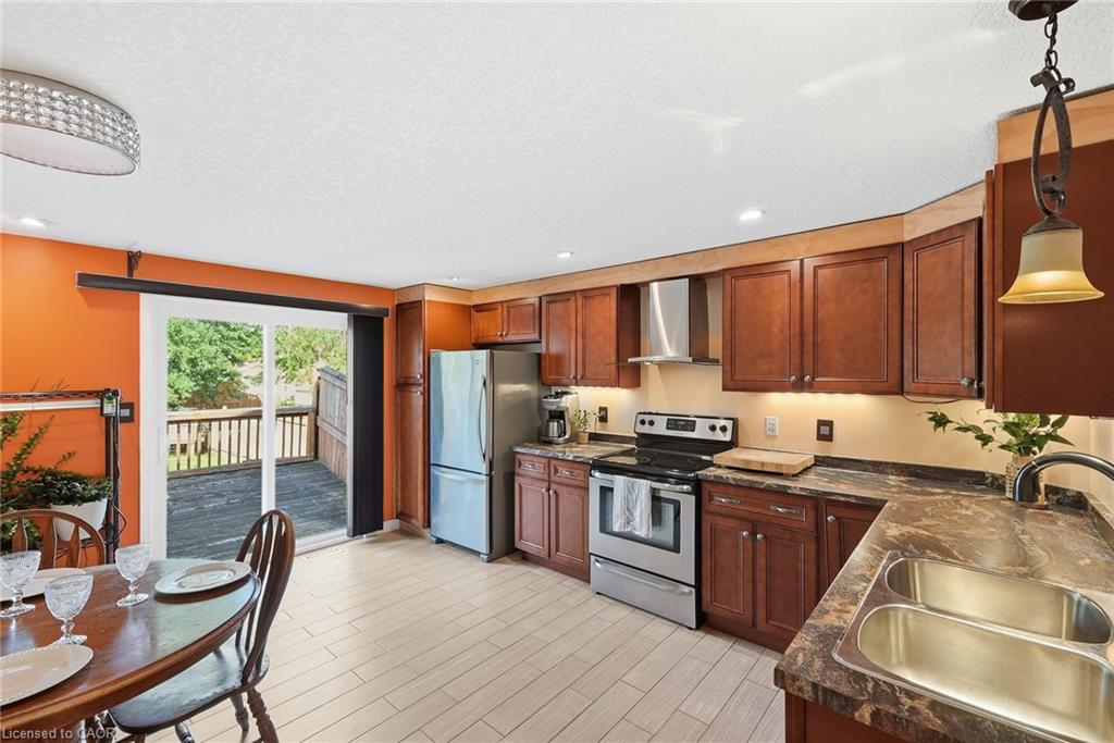 46 Andrews Drive Property Photo 9