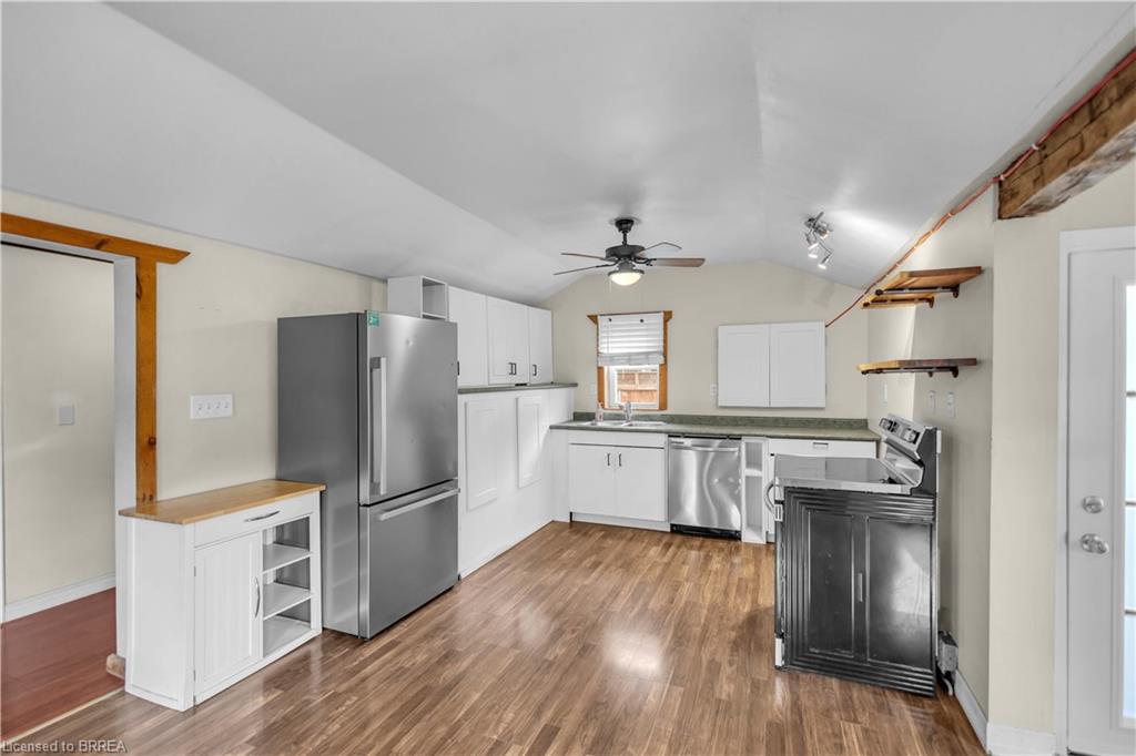 995 Mcdowell Road E Property Photo 12