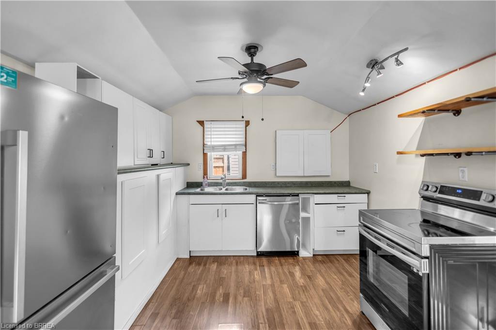 995 Mcdowell Road E Property Photo 13