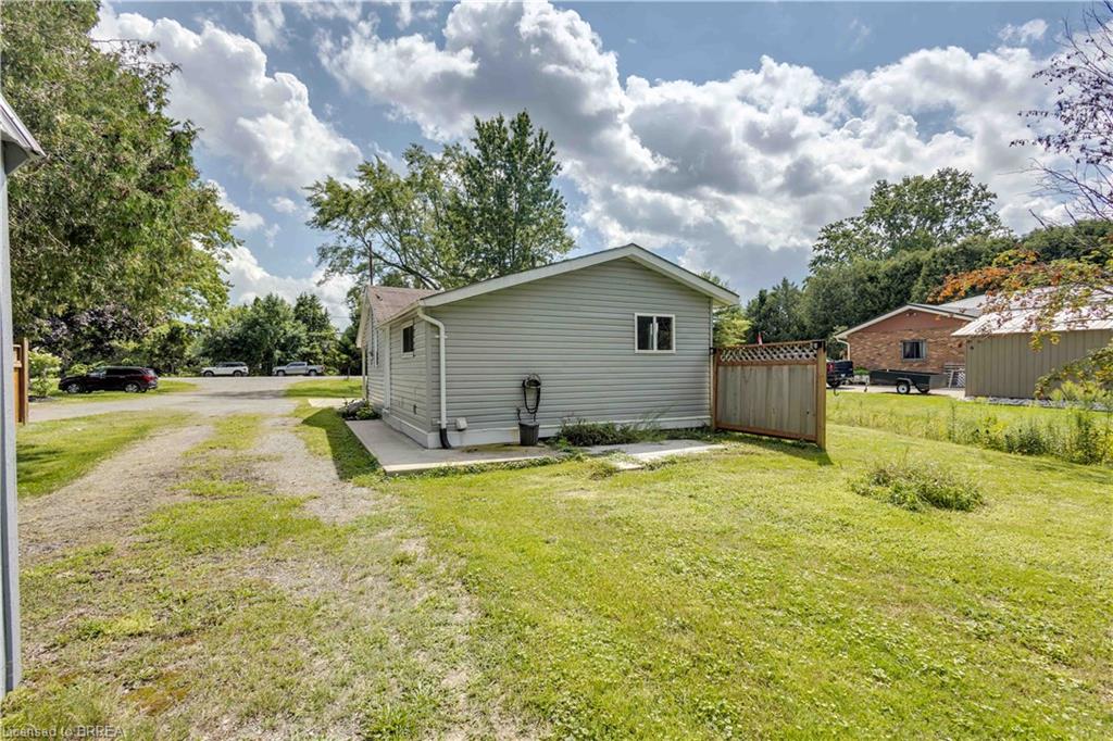 995 Mcdowell Road E Property Photo 25