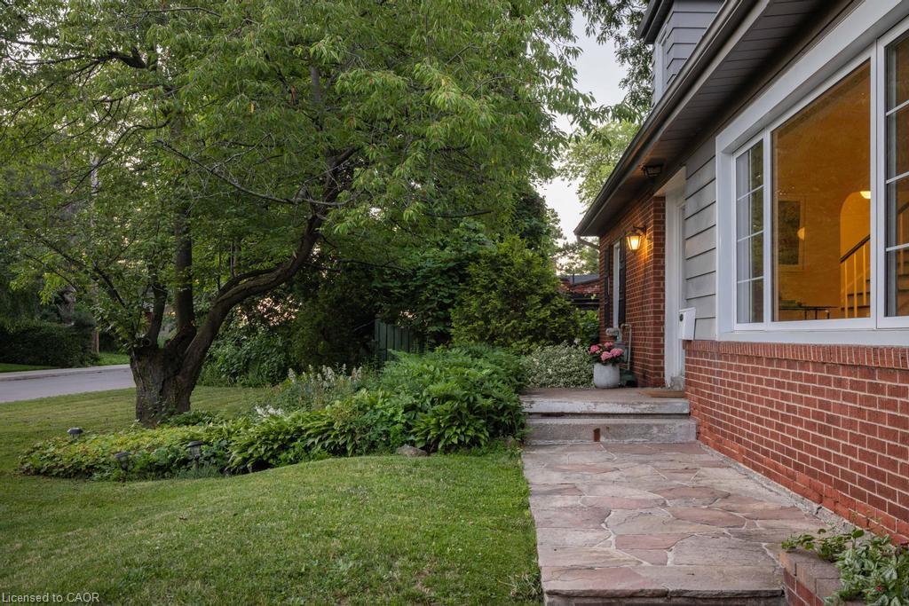 27 Arcade Crescent Property Photo 47