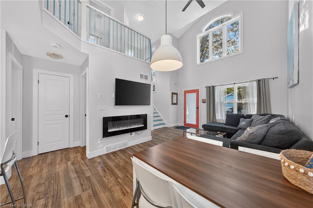10 Queens Avenue Property Photo 8