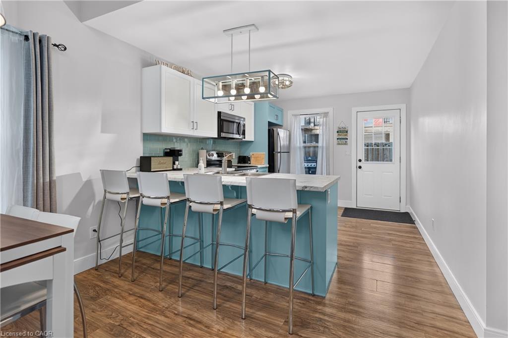 10 Queens Avenue Property Photo 14