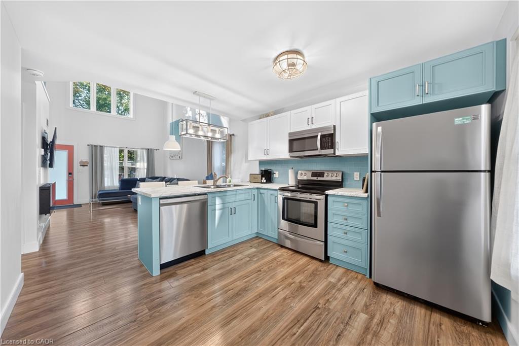 10 Queens Avenue Property Photo 17