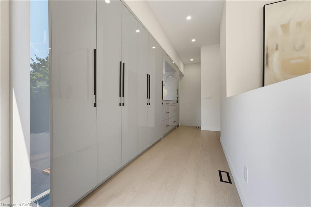 282 Robina Road Property Photo 12