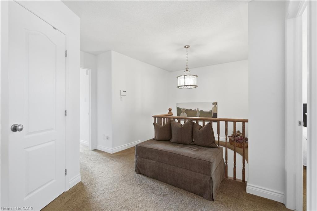 64 Redfern Avenue Property Photo 25