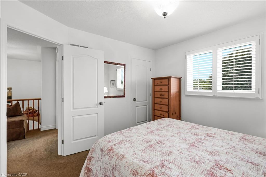 64 Redfern Avenue Property Photo 29