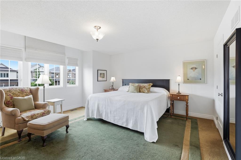 64 Redfern Avenue Property Photo 31