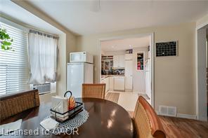 139 Balsam Avenue S Property Photo 8