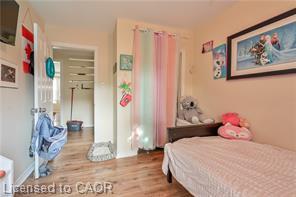 139 Balsam Avenue S Property Photo 12